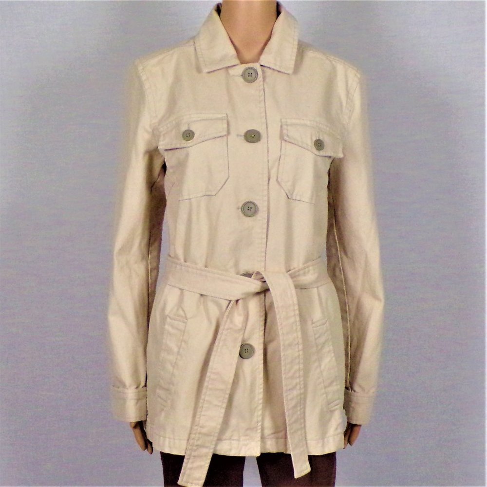 GAP size M ecru bush jacket long sleeves 4 pockets 100% cotton machine washable